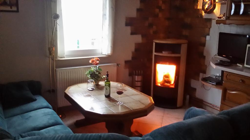 Spreewaldhaeuser Golinski Mit Kamin Am Neuendorfer See Alt Schadow Exterior photo